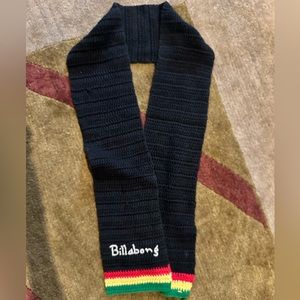 Billabong knitted scarf